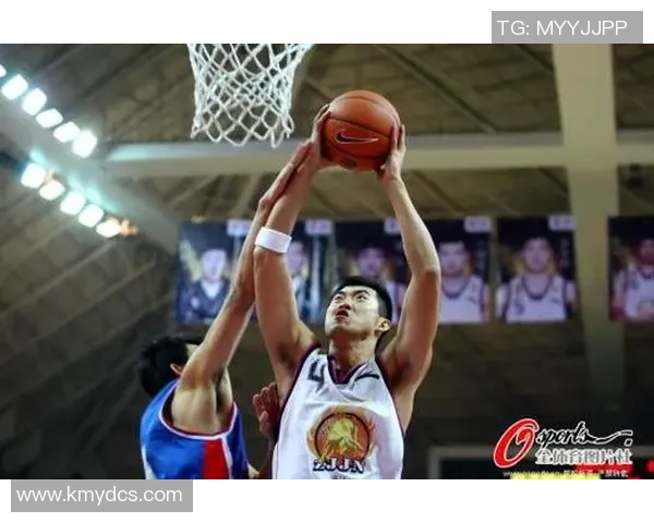 西安篮球队进攻战术分析与球员表现深度解读